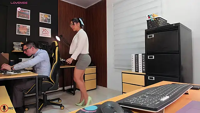 Office Naughty Girl online show from January 23, 2025, 8:56 pm