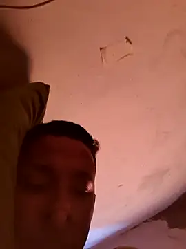 Snapshot of jhonjhon2131 chatting on November 20, 2025, 7:03 pm jhonjhon2131 online show from November 20, 2025, 7:03 pm