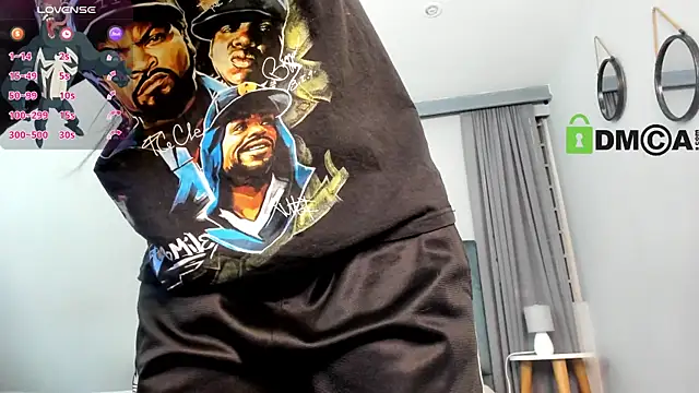 CoralineRicce  online show from November 23, 2025, 9:58 pm