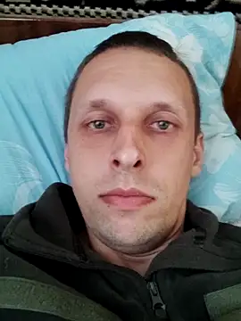 Yrikos1 online show from April 18, 2026, 8:49 am