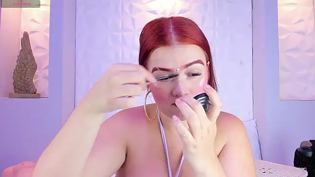 Snapshot of MelanieKlaus chatting on November 7, 2025, 11:26 am MelanieKlaus online show from November 7, 2025, 11:26 am