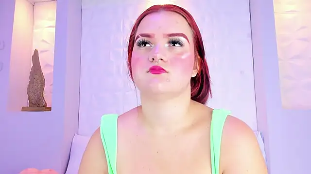 Snapshot of MelanieKlaus chatting on November 16, 2025, 11:37 am MelanieKlaus online show from November 16, 2025, 11:37 am