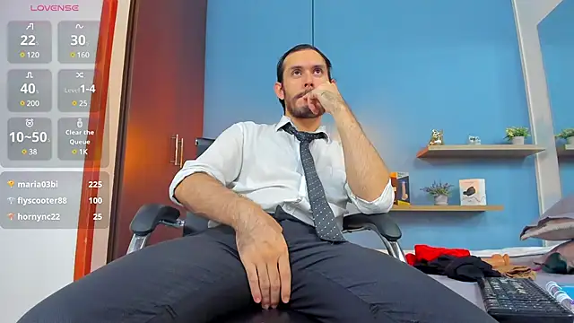 jeanpiere  online show from January 7, 2025, 7:20 am