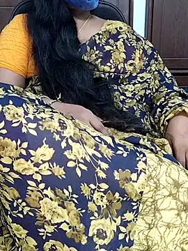Snapshot of yours-kavaya chatting on September 18, 2025, 2:36 am yours-kavaya online show from September 18, 2025, 2:36 am