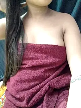 Snapshot of Roshni_98 chatting on May 6, 2026, 7:56 am Roshni 98 online show from May 6, 2026, 7:56 am