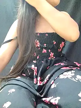 Snapshot of Roshni_98 chatting on July 16, 2026, 4:59 pm Roshni 98 online show from July 16, 2026, 4:59 pm