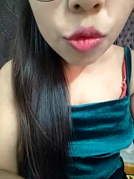 Snapshot of Roshni_98 chatting on March 23, 2025, 7:53 am Roshni 98 online show from March 23, 2025, 7:53 am