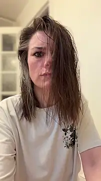 LadyLena1 online show from March 25, 2026, 12:11 am