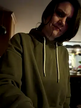 Snapshot of LadyLena1 chatting on December 14, 2025, 1:12 am LadyLena1 online show from December 14, 2025, 1:12 am