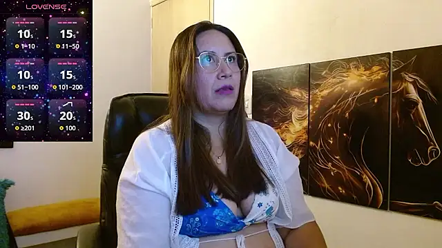 Snapshot of amalia_brunette chatting on February 24, 2026, 11:27 pm amalia brunette online show from February 24, 2026, 11:27 pm