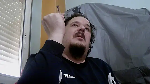 Snapshot of porkorossy chatting on February 4, 2026, 1:28 pm porkorossy online show from February 4, 2026, 1:28 pm