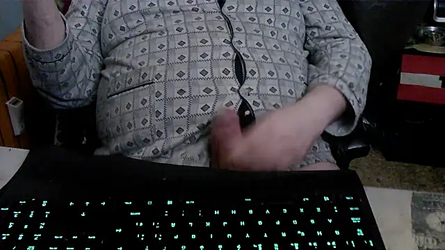 Snapshot of porkorossy chatting on January 9, 2026, 2:02 pm porkorossy online show from January 9, 2026, 2:02 pm