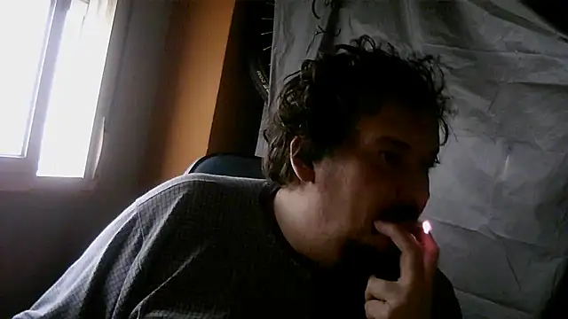 Snapshot of porkorossy chatting on December 18, 2025, 8:08 am porkorossy online show from December 18, 2025, 8:08 am