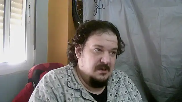 Snapshot of porkorossy chatting on February 16, 2026, 10:03 am porkorossy online show from February 16, 2026, 10:03 am