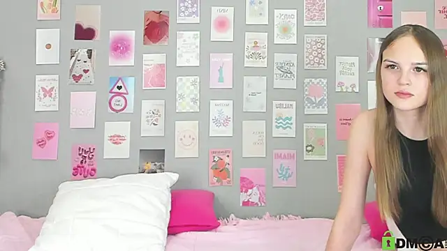 Snapshot of little_radiant_sun chatting on March 10, 2025, 1:21 pm little radiant sun online show from March 10, 2025, 1:21 pm