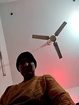 ZIMMY25 online show from December 17, 2025, 7:41 pm