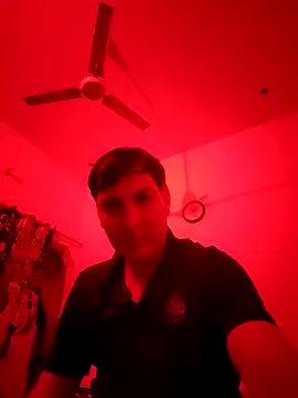 Snapshot of ZIMMY25 chatting on November 25, 2025, 7:14 pm ZIMMY25 online show from November 25, 2025, 7:14 pm