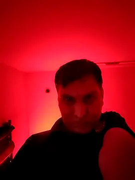 Snapshot of ZIMMY25 chatting on November 6, 2025, 6:56 pm ZIMMY25 online show from November 6, 2025, 6:56 pm