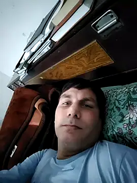 Snapshot of ZIMMY25 chatting on November 16, 2025, 5:50 pm ZIMMY25 online show from November 16, 2025, 5:50 pm