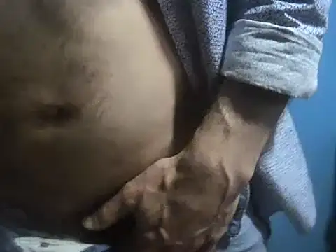 Snapshot of Pol8822 chatting on March 22, 2025, 10:37 pm Pol8822 online show from March 22, 2025, 10:37 pm