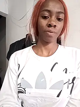 Shanelle   online show from October 27, 2025, 3:13 pm