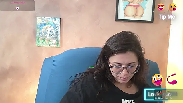 irinasweet27 online show from May 15, 2026, 2:04 pm