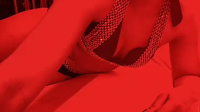 Snapshot of ROXYNL chatting on February 7, 2025, 7:06 pm ROXYNL online show from February 7, 2025, 7:06 pm