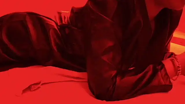 Snapshot of ROXYNL chatting on February 16, 2025, 5:59 pm ROXYNL online show from February 16, 2025, 5:59 pm