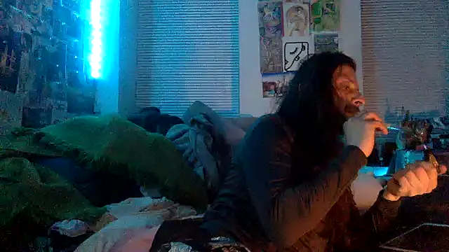 Snapshot of DownstairsSky chatting on December 24, 2024, 3:27 am DownstairsSky online show from December 24, 2024, 3:27 am