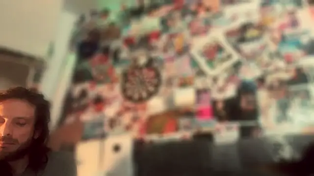 Snapshot of DownstairsSky chatting on September 11, 2025, 2:33 am DownstairsSky online show from September 11, 2025, 2:33 am