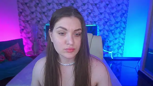 EmmyCharmm online show from June 3, 2026, 5:41 am