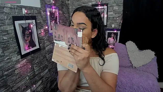 Andrys  online show from November 24, 2025, 10:54 pm