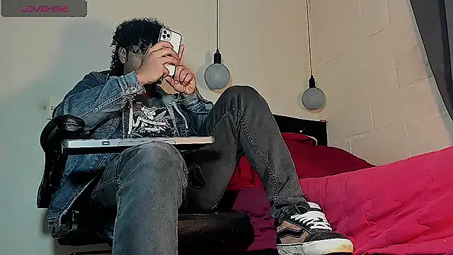 Snapshot of FuckHardlove chatting on September 26, 2025, 3:24 am FuckHardlove online show from September 26, 2025, 3:24 am
