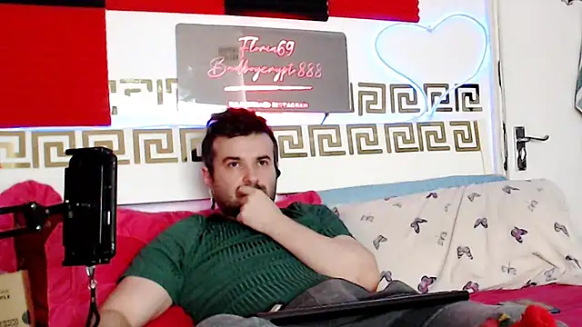 Snapshot of erotico69xxx chatting on November 14, 2025, 11:36 am erotico69xxx online show from November 14, 2025, 11:36 am