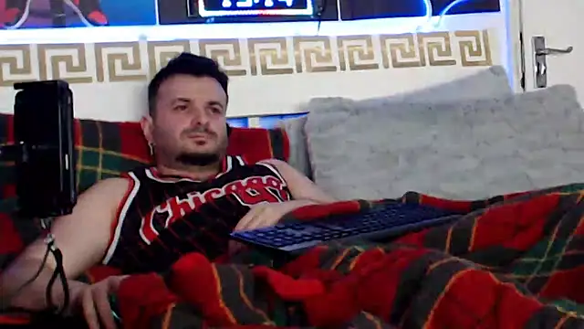 Snapshot of erotico69xxx chatting on January 11, 2026, 1:18 pm erotico69xxx online show from January 11, 2026, 1:18 pm