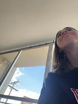 Ameellie online show from April 2, 2026, 4:35 pm