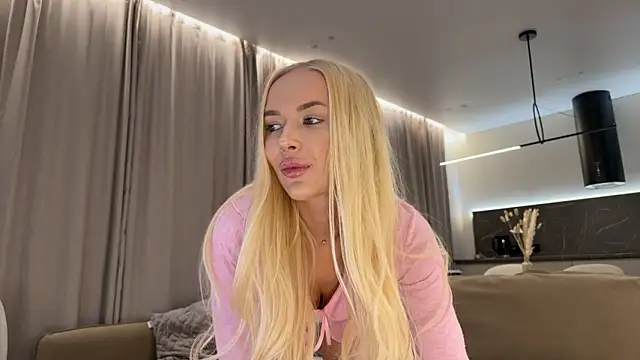 Snapshot of eva_m1racle_ chatting on February 10, 2026, 7:46 pm eva m1racle online show from February 10, 2026, 7:46 pm