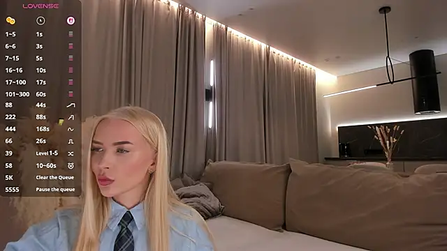 eva m1racle  online show from November 6, 2025, 9:08 pm