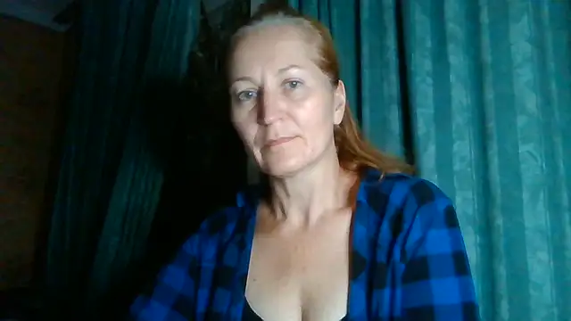 Snapshot of AmellyGrand chatting on July 25, 2026, 8:04 pm AmellyGrand online show from July 25, 2026, 8:04 pm
