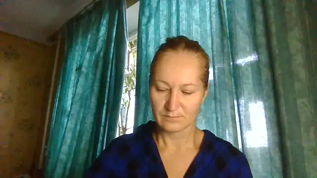 Snapshot of AmellyGrand chatting on July 10, 2026, 8:25 am AmellyGrand online show from July 10, 2026, 8:25 am