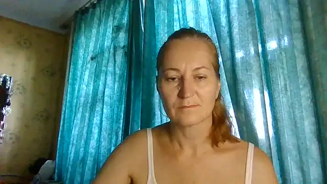 Snapshot of AmellyGrand chatting on July 20, 2026, 10:39 am AmellyGrand online show from July 20, 2026, 10:39 am