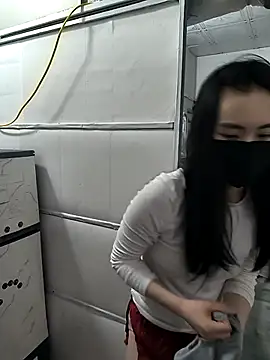 I AM NOT A SLUT online show from March 11, 2026, 2:49 am