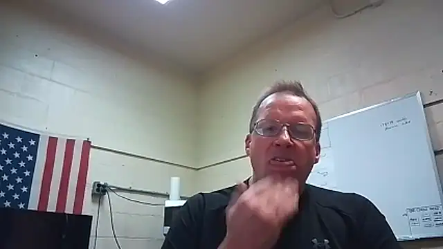 Cockrub1 online show from November 12, 2025, 12:42 pm