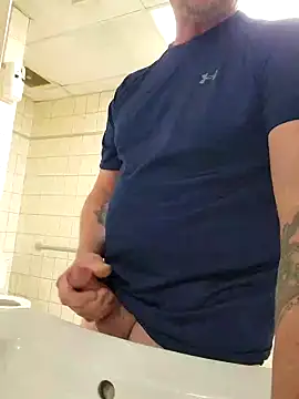 Cockrub1 online show from December 12, 2024, 11:03 pm