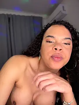 Snapshot of naomikandra chatting on December 2, 2025, 1:57 pm naomikandra online show from December 2, 2025, 1:57 pm