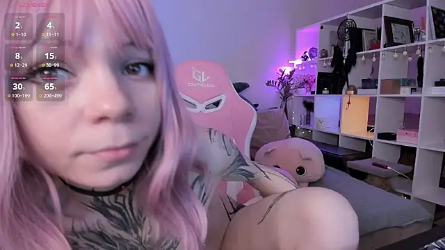 Snapshot of _ChloeSweeet_ chatting on March 13, 2025, 11:30 am ChloeSweeet online show from March 13, 2025, 11:30 am