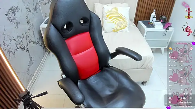 Snapshot of MILEY_JOAS2 chatting on July 11, 2026, 7:25 pm MILEY JOAS2 online show from July 11, 2026, 7:25 pm
