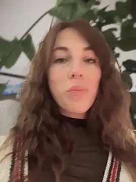 Snapshot of MommmyYummy chatting on November 15, 2025, 2:32 pm MommmyYummy online show from November 15, 2025, 2:32 pm