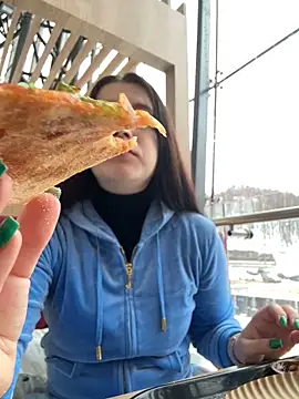 Snapshot of Teylor_Love chatting on January 14, 2025, 12:56 pm Teylor Love online show from January 14, 2025, 12:56 pm