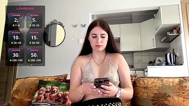 Snapshot of Teylor_Love chatting on September 17, 2025, 12:07 pm Teylor Love online show from September 17, 2025, 12:07 pm